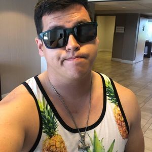 Meet your Posher, Daniel